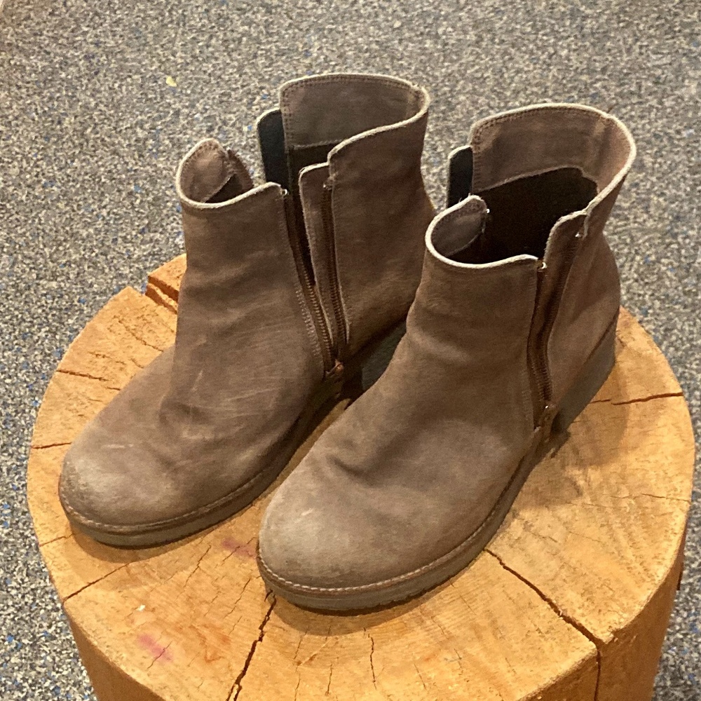 Naot Wander Boots